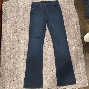 Joe’s Jeans Hi Rise Curvy Bootcut